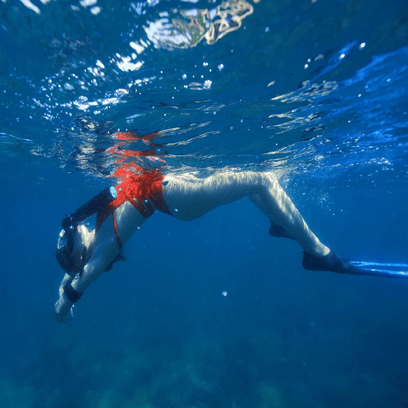 Mini Scuba Diving Tank Oxygen Tank 5-10 Minutes Time Diving Equipment Snorkeling Scuba Tank Underwater Breathing Respirator 0.5L